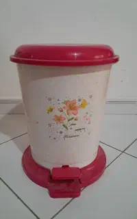 سطل پدالی