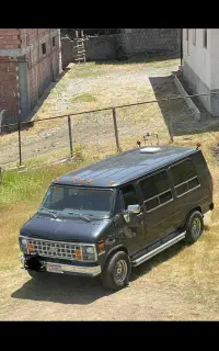 شورولت وندورا    chevy van