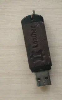 فلش ۱۶ گیگ اصلی