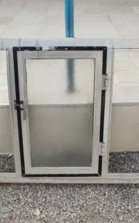 پنجره آلومینیومی