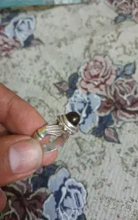 انگشتر نقره دست دلبر