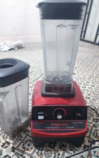 بلندر ۲ لیتری ۱۸۰۰ وات ویتا مکسtm600+یک پارچ اضافه