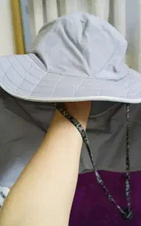 کلاه آفتابگیر محافظ صورت و گردن با بند نگهدارنده
