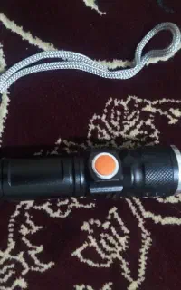 چراغ قوه شارژی