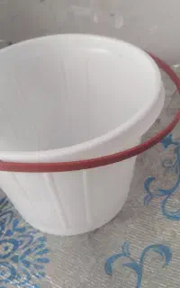 سطل ماست