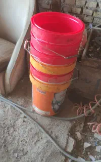 سطل و دبه بیست لیتری