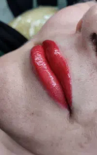 تخفیف ویژه برای شیدینگ لب