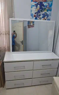دراور با آیینه