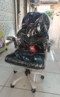 فروشی صندلی گیمینگ