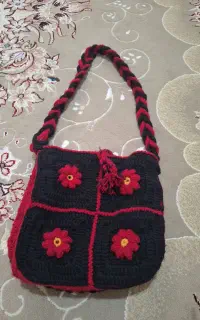 کیف سنتی رنگ قرمز مشکی (کار دست)