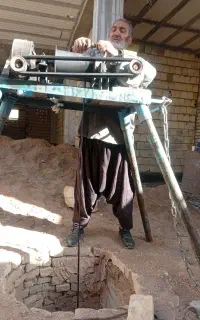 چاه کن مقنی