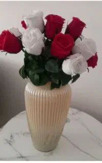 گل و گلدان مصنوعی