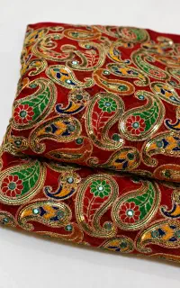 3 متر پارچه تمام گلدوزی و کار شده