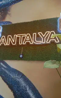 فروشنده مجرب خانم