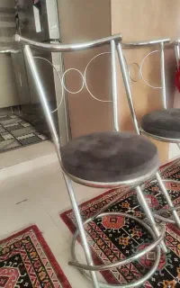 چهار عدد صندلی فلزی