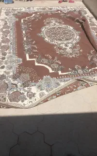 روفرش ۱۲متری کنار ترک میز تحریر پرده و ساعت