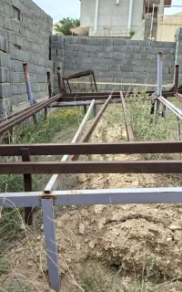 تخت آهنی