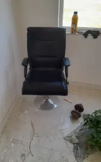 صندلی گردان ولی پایه ثابت
