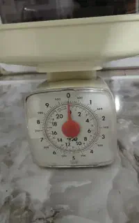 آسیاب کن مولفیکس و ترازوی آشپزخانه نوستالژی