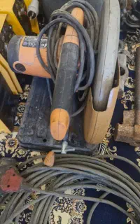 پروفیل بر AEG