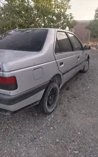 پژو 405