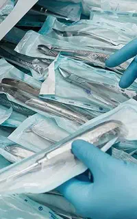 استخدام پرسنل دندانپزشکی