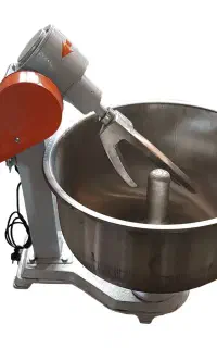 خمیرکن30کیلویی کلن2باراستفاده شده