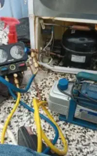 تعمیر ونشت یابی وشارژ گاز یخچال