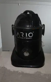 جارو سطلی. سماور گازی. چرخ خیاطی دستی