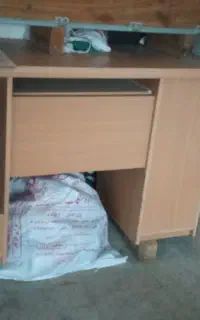 میز تحریر و میز کامپیوتر
