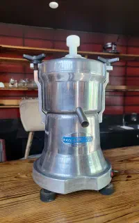 آبمیوه گیری