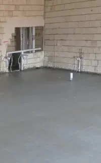 اجرای کفسازی طبقات ساختمان با دستگاه فوم بتن