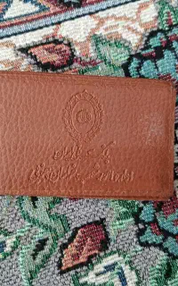 کیف کارتی گمشده