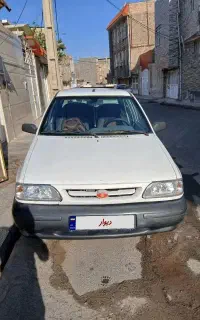 پراید بی رنگ