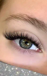 کاشت مژه