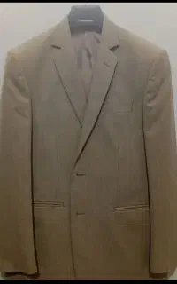 یک دست کت شلوار