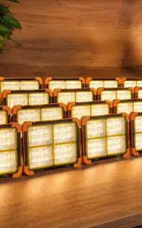 لامپ چراغ LED پروژکتور شارژی خورشیدی