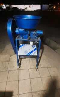 دستگاه آبغوره و آبلیمو گیری