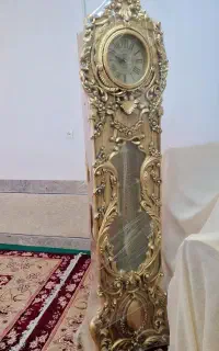ویترین و ساعت