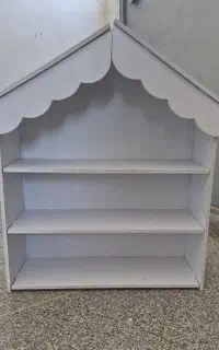 شلف دیواری و رو کابینتی طرح کلبه
