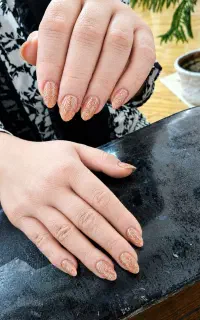 خدمات ناخن+هدیه