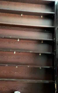 قفسه‌ چوبی