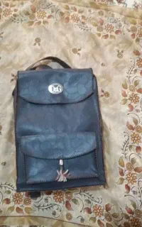 کوله پشتی مدرسه