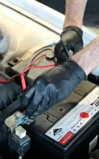 باطری خودرو و موتورسیکلت ،استوک امداد رایگان درمحل