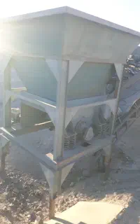 یک دستگاه نواروفیدر