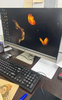 همکار خانم کار در کافی نت دو شیفت