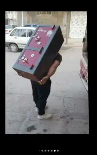 باربری‌واسباب‌کشی‌.اثاث‌منزل.ساید‌کارگرتنها‌