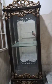 بوفه شیشه ای