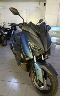 یاماهاxmax مدل1400