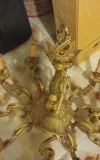 لوستر برنز